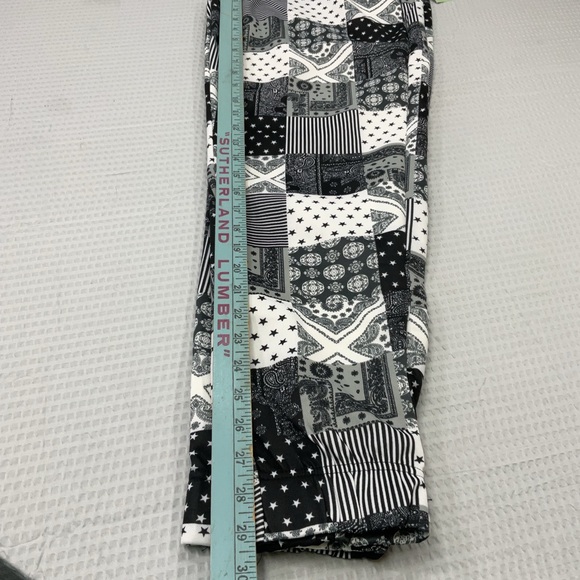 Monochrome Patchwork Men's Joggers - Picture 9 of 9